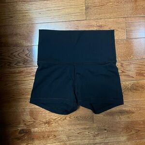 Aritzia Cheeky Bike Shorts